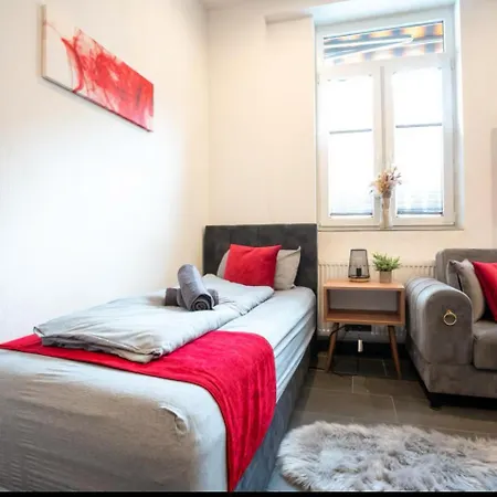 Livemore24 - Space In Recklinghausen Hoch Smart-Tv - 24-7 Check-In Und Kueche